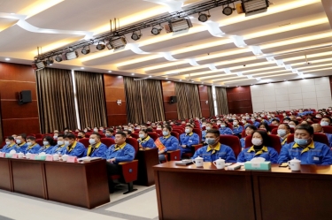 前景广阔 未来可期 | 8868体育手机版登录入口隆重召开2021年度总结表彰大会