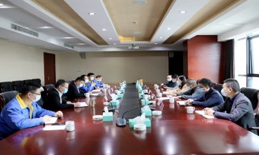 平湖市委常委、宣传部长沈志凤莅临8868体育手机版登录入口调研疫情防控和复工复产情况