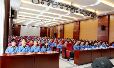 农历新年第一会 | 8868体育手机版登录入口2022年度总结表彰暨2023年冲刺奋进大会隆重召开